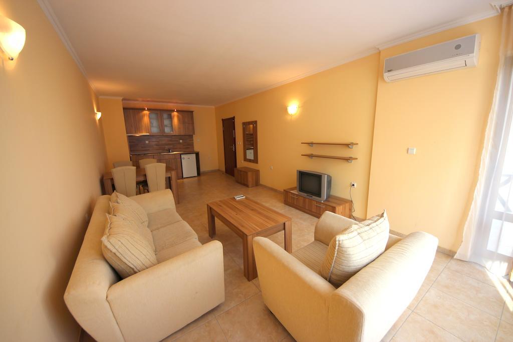 סאני ביץ' Menada Sea Regal Apartments מראה חיצוני תמונה