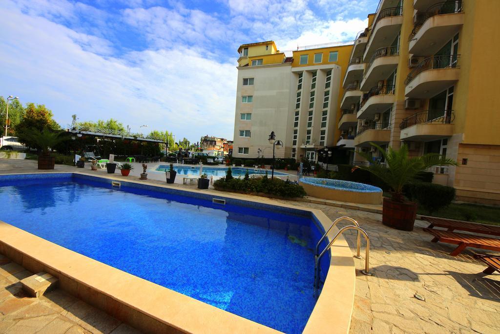 סאני ביץ' Menada Sea Regal Apartments מראה חיצוני תמונה