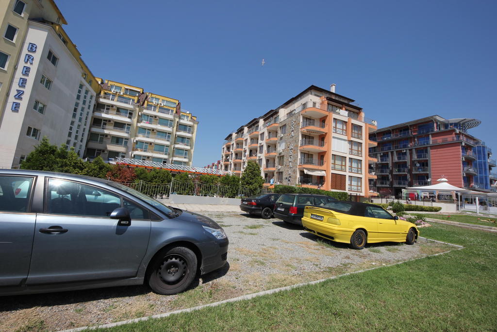 סאני ביץ' Menada Sea Regal Apartments מראה חיצוני תמונה
