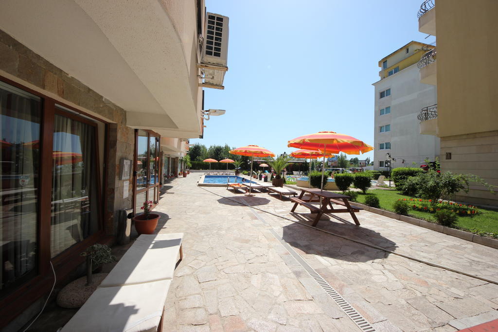סאני ביץ' Menada Sea Regal Apartments מראה חיצוני תמונה