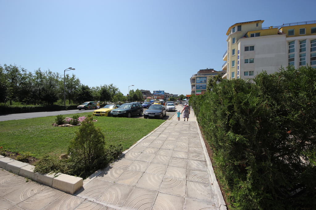 סאני ביץ' Menada Sea Regal Apartments מראה חיצוני תמונה