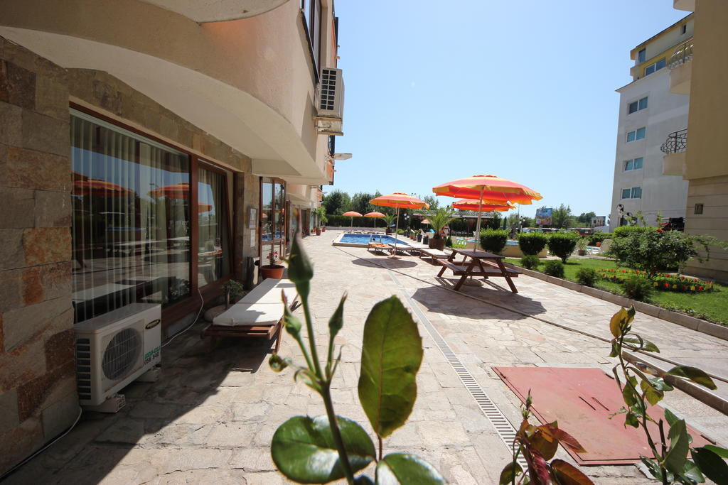 סאני ביץ' Menada Sea Regal Apartments מראה חיצוני תמונה