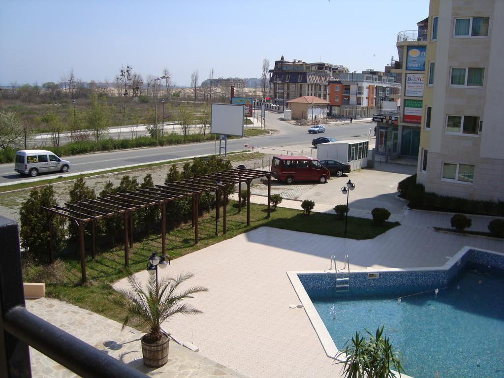 סאני ביץ' Menada Sea Regal Apartments מראה חיצוני תמונה