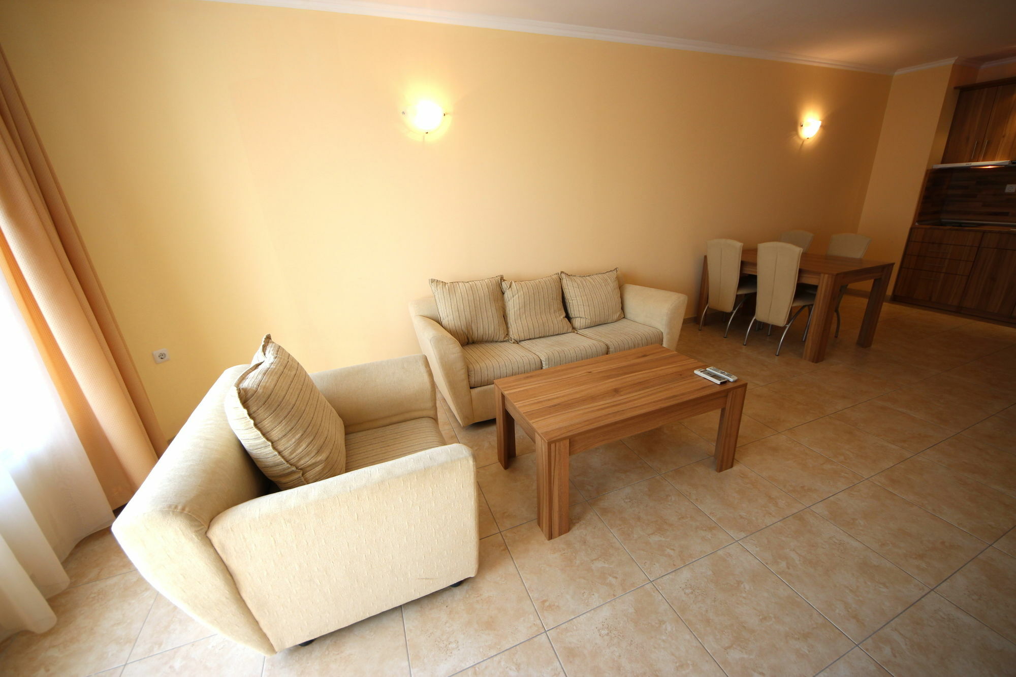 סאני ביץ' Menada Sea Regal Apartments מראה חיצוני תמונה
